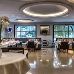 Monte-carlo 5*