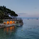 Monte-carlo Hotel 5*