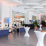 Monte-carlo Hotel