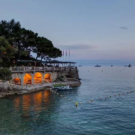 Monte-carlo Hotel 5*