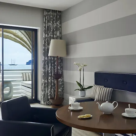 Monte-carlo 5*