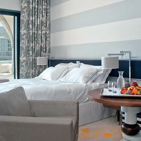 Szálloda Monte-carlo 5*